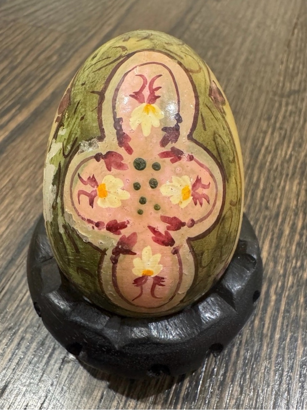 Vintage Italian Alabaster Hand-Painted Egg Paperweight